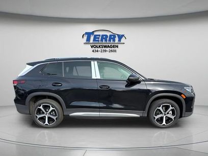 New 2026 Volkswagen Tiguan SE
