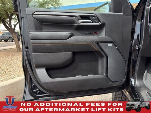 Used 2024 GMC Sierra 1500 AT4 w/ AT4 Preferred Package AWD/4WD image 15