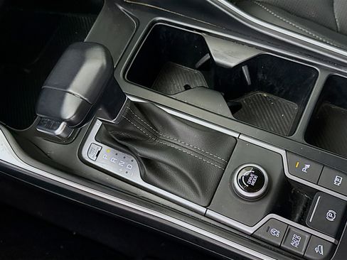 Used 2025 Kia Sorento EX w/ Panoramic Sunroof Package image 20