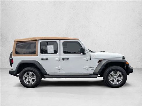 Used 2019 Jeep Wrangler Unlimited Sport S image 4