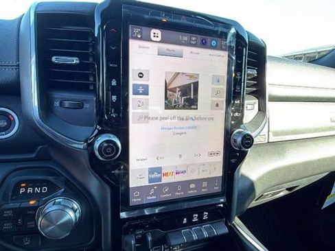 New 2026 RAM 1500 Laramie AWD/4WD image 27