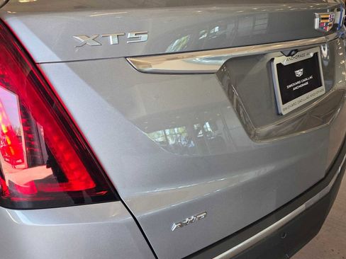 New 2026 Cadillac XT5 Luxury AWD/4WD image 14