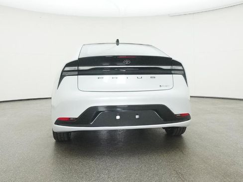New 2026 Toyota Prius Plug-In Hybrid FWD image 17