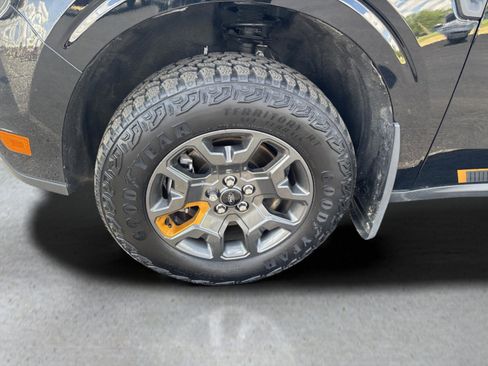 Used 2025 Ford Maverick Tremor AWD/4WD image 24