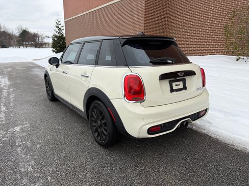 Used 2018 MINI Cooper S image 8