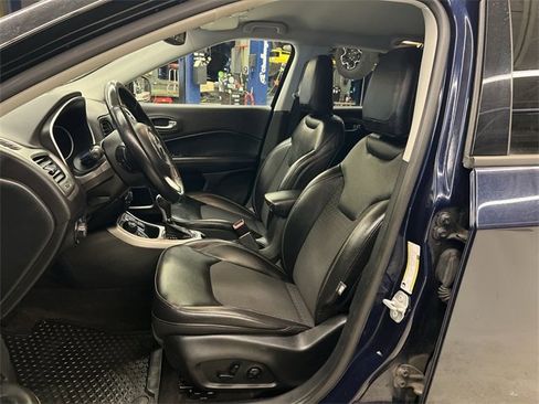 Used 2018 Jeep Compass Latitude w/ Popular Equipment Group image 15