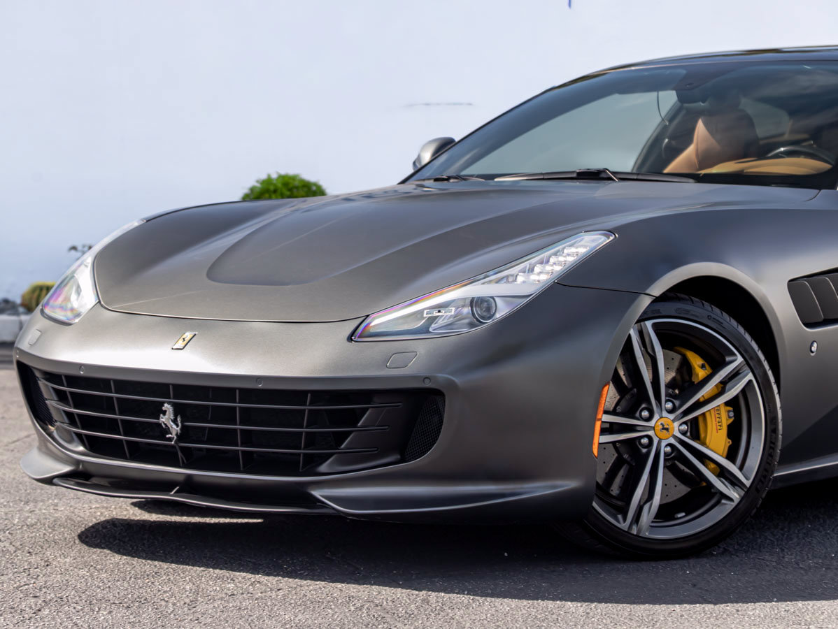 Used 2019 Ferrari GTC4Lusso AWD/4WD image 2
