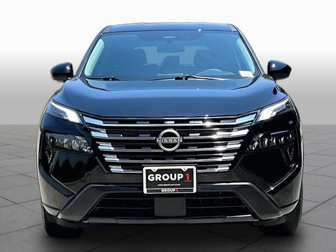 Certified 2025 Nissan Rogue SV FWD image 4