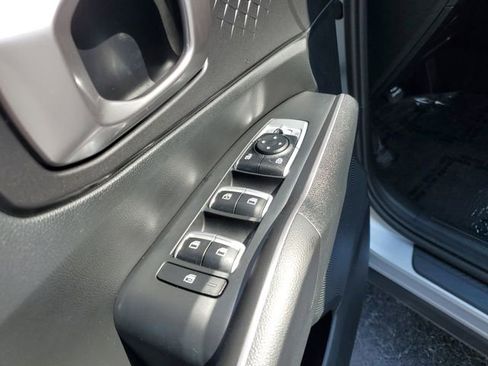 Used 2021 Kia Sorento LX image 16