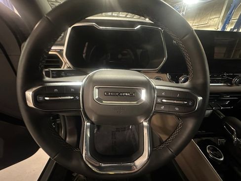 Certified 2026 GMC Canyon Denali AWD/4WD image 17