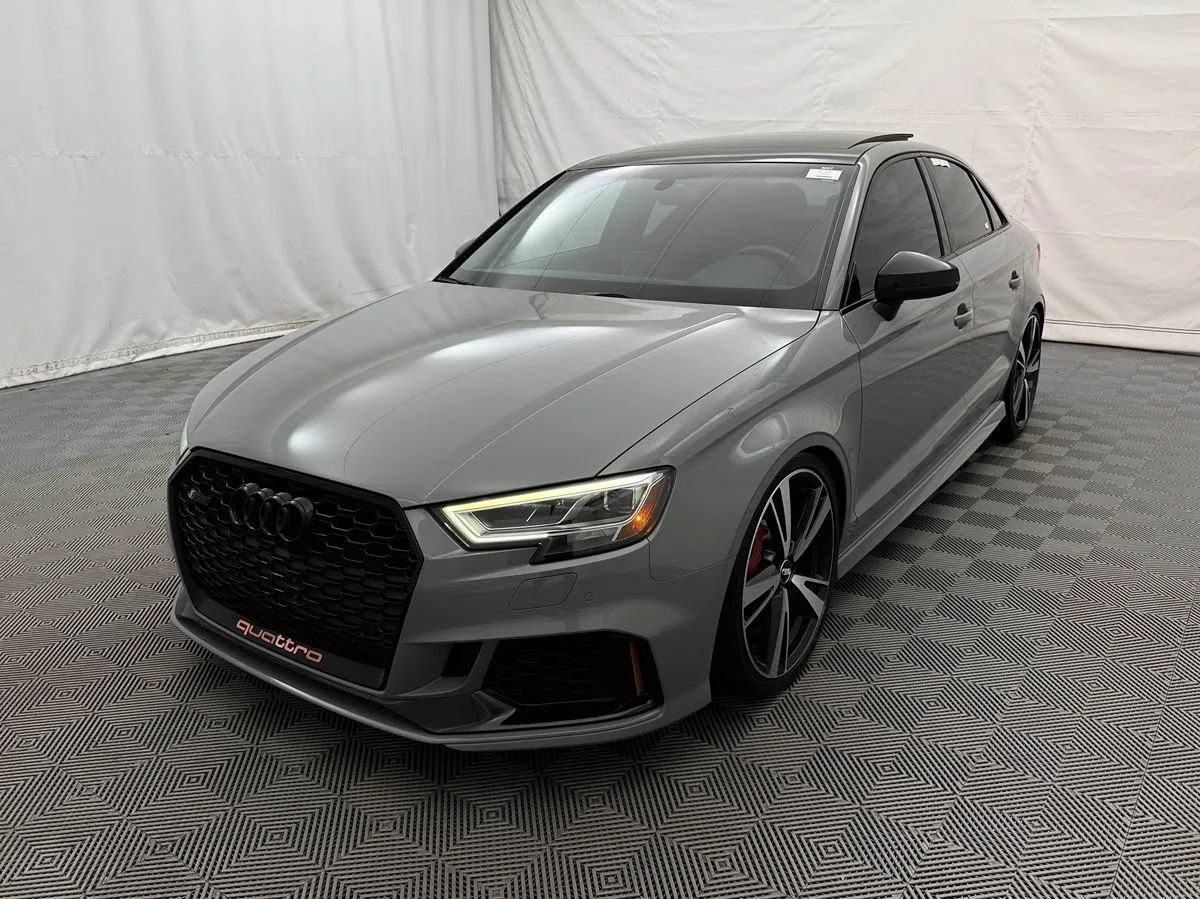 Used 2019 Audi RS 3 w/ Technology Package AWD/4WD image 2