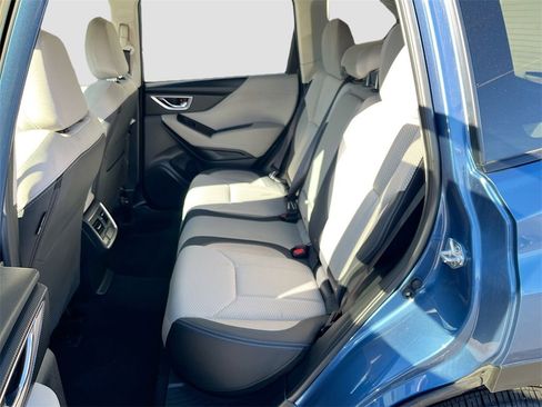 Used 2024 Subaru Forester Premium image 24