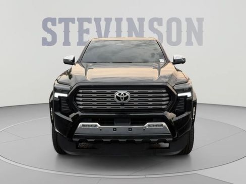 Used 2024 Toyota Tacoma Limited w/ Limited Package (LT) AWD/4WD image 8