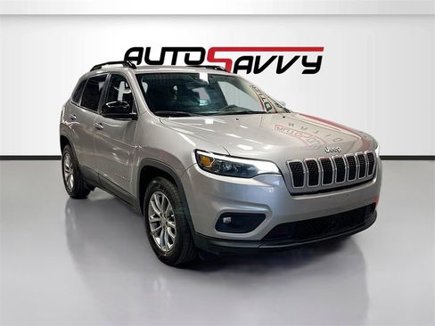 Used 2022 Jeep Cherokee Latitude Lux image 1