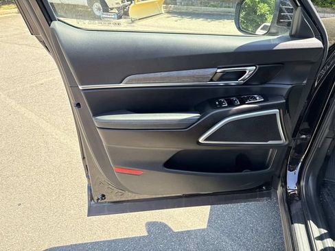 Used 2021 Kia Telluride EX w/ EX Premium Package FWD image 13