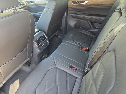 New 2026 Volkswagen Atlas SE image 18