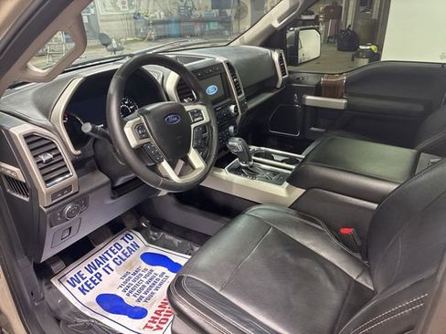 Used 2017 Ford F150 Lariat w/ Equipment Group 502A Luxury image 15