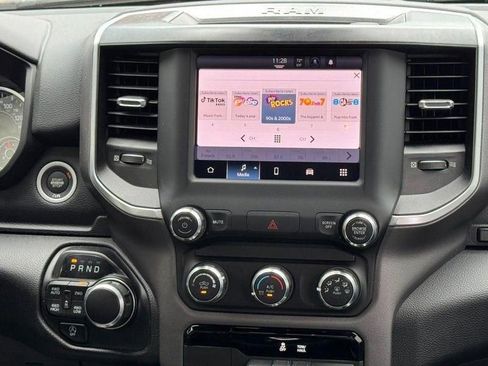 Used 2022 RAM 1500 Big Horn image 18