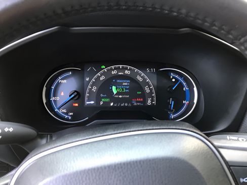 Certified 2023 Toyota RAV4 XLE Premium AWD/4WD image 16