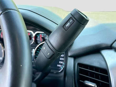 Used 2017 Chevrolet Suburban LT AWD/4WD image 20