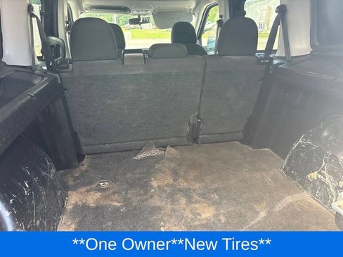 Used 2015 RAM ProMaster City Tradesman SLT w/ Lights & Wheels Group FWD image 26