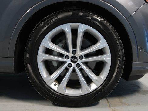 Used 2025 Audi Q7 3.0T Prestige w/ Prestige Package image 38