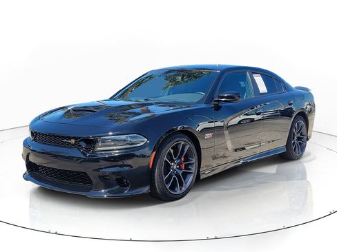 Used 2022 Dodge Charger Scat Pack RWD image 3