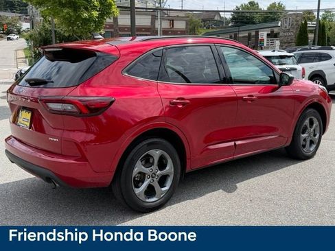 Used 2024 Ford Escape ST-Line AWD/4WD image 5