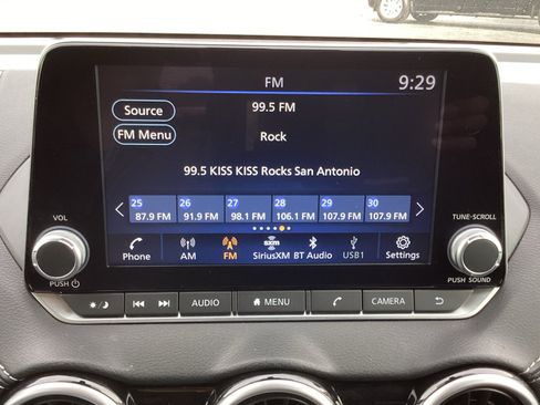 Used 2025 Nissan Sentra SV FWD image 20