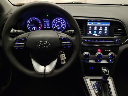 Used 2019 Hyundai Elantra SEL w/ Cargo Package FWD image 22
