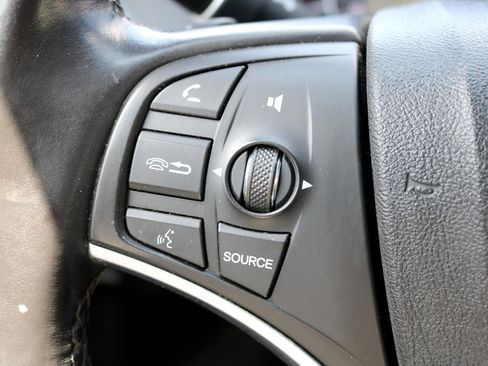 Used 2020 Acura MDX SH-AWD image 22