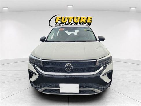 Used 2023 Volkswagen Taos S w/ Driver Assistance Package image 2
