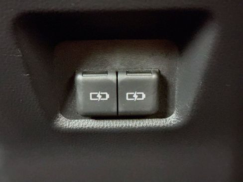 Certified 2022 Toyota RAV4 XLE w/ Convenience Package FWD image 35