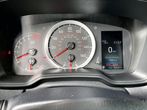 Used 2022 Toyota Corolla Cross LE w/ Moonroof Package image 26