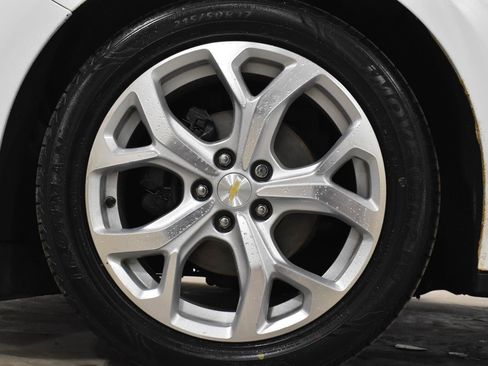 Used 2018 Chevrolet Volt Premier image 28