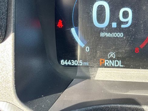 Used 2025 Ford Explorer Active w/ Active Comfort Package image 2