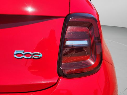 Used 2024 FIAT 500 e (RED) image 62