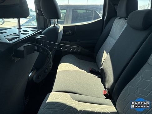 Used 2023 Toyota Tacoma TRD Sport image 4