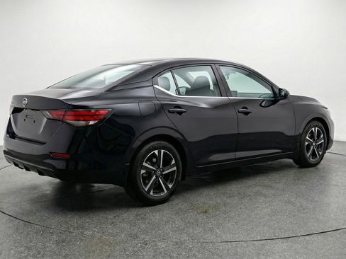 Used 2025 Nissan Sentra SV FWD image 9