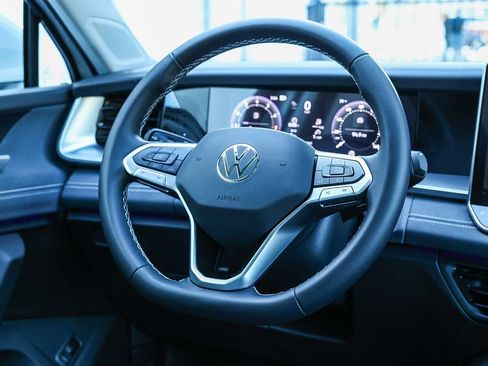 New 2026 Volkswagen Tiguan SE image 25