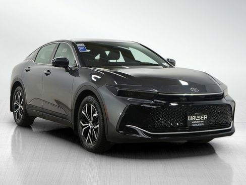 Used 2023 Toyota Crown XLE image 7