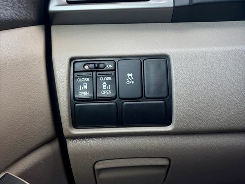 Used 2016 Honda Odyssey EX image 37