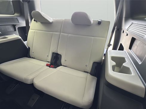 New 2026 Hyundai Santa Fe SE FWD image 12