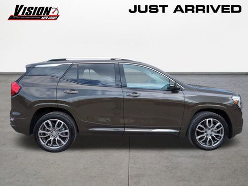 Used 2023 GMC Terrain Denali w/ LPO, Floor Liner Package AWD/4WD image 6