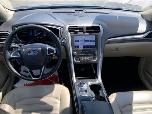 Used 2020 Ford Fusion SEL FWD image 14
