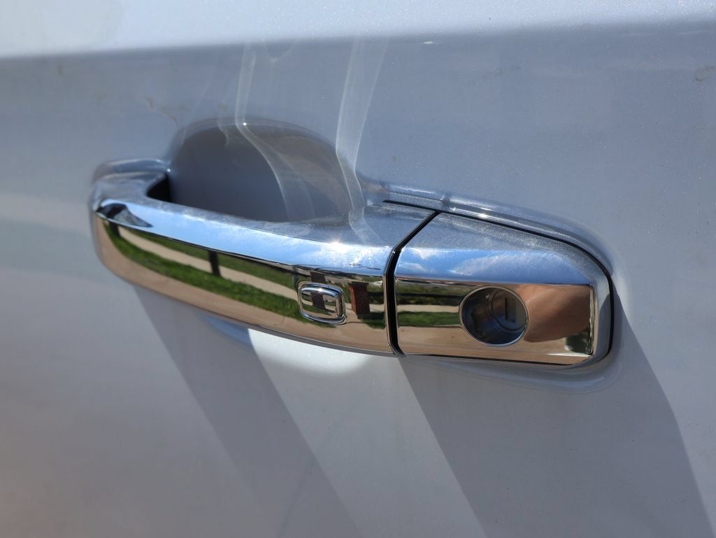 New 2026 GMC Sierra 1500 Denali AWD/4WD image 13