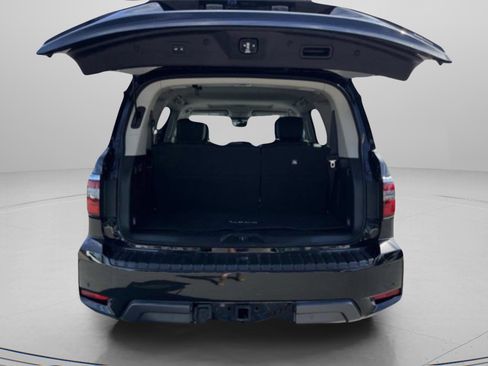 Used 2024 Nissan Armada SL w/ Captain's Chairs Package image 15