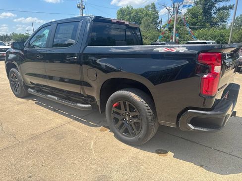 New 2026 Chevrolet Silverado 1500 RST w/ Redline Edition AWD/4WD image 6