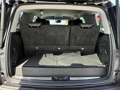 Used 2017 GMC Yukon SLT RWD image 25