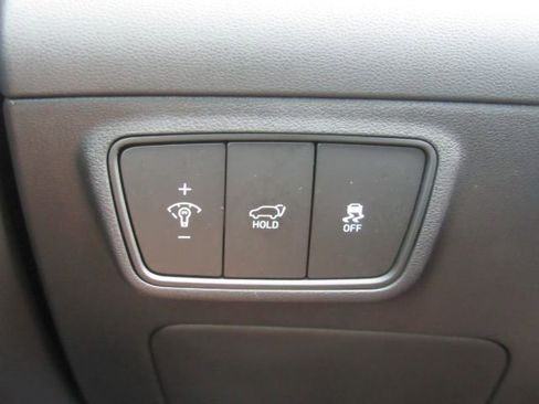 Used 2024 Hyundai Tucson Limited image 37